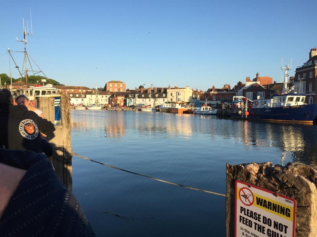 Oaklands Guest House Weymouth Bagian luar foto