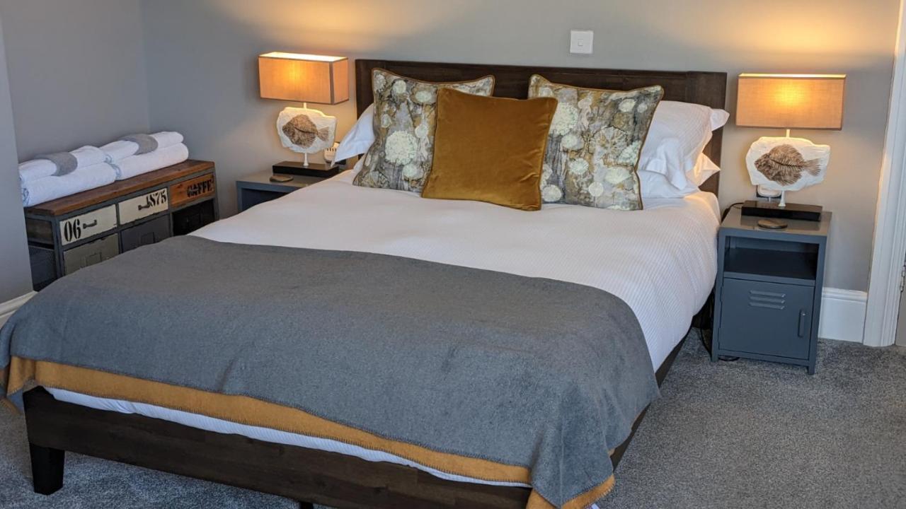 Oaklands Guest House Weymouth Bagian luar foto