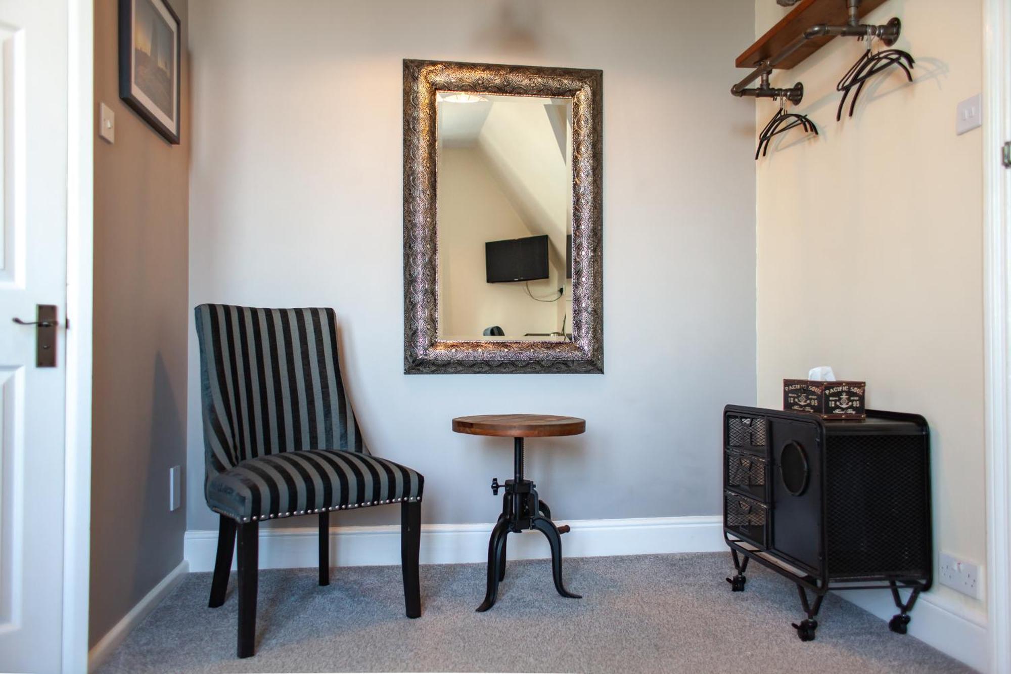 Oaklands Guest House Weymouth Bagian luar foto